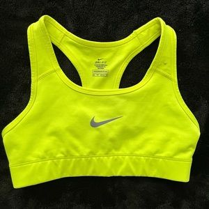 Girls Nike Sports Bra